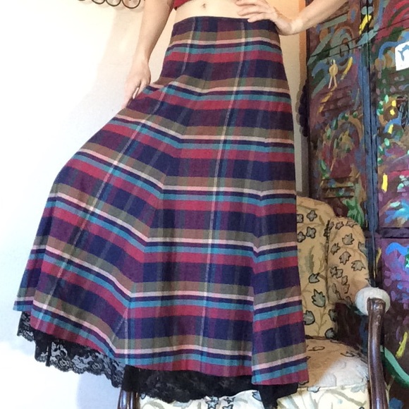 J. Peterman Maxi Plaid Lace Trim Skirt - Picture 2 of 5